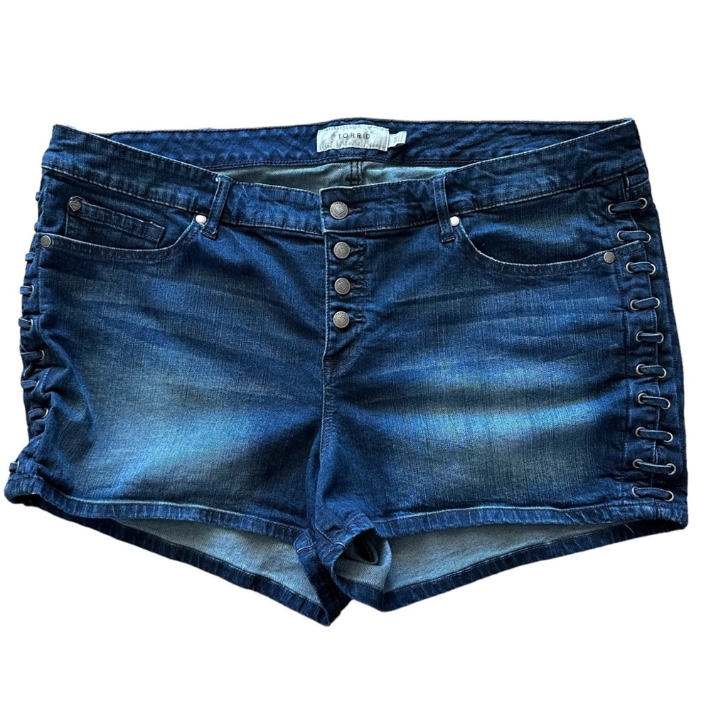 Torrid Demin Button Fly Side Lace Up Shorts Size 24
